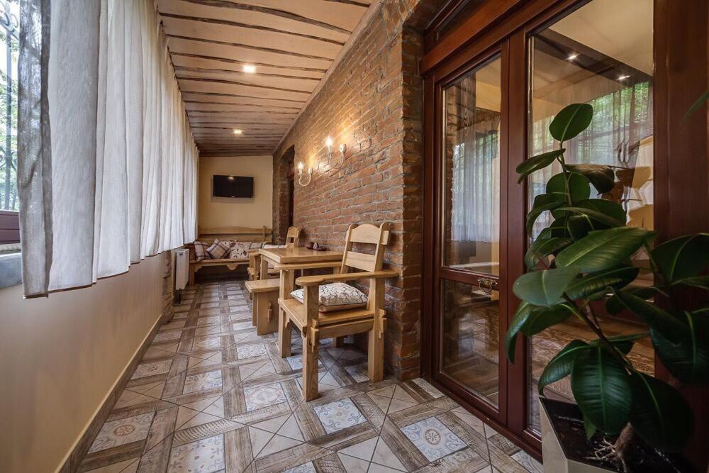 לבוב Austrian Apartment מראה חיצוני תמונה